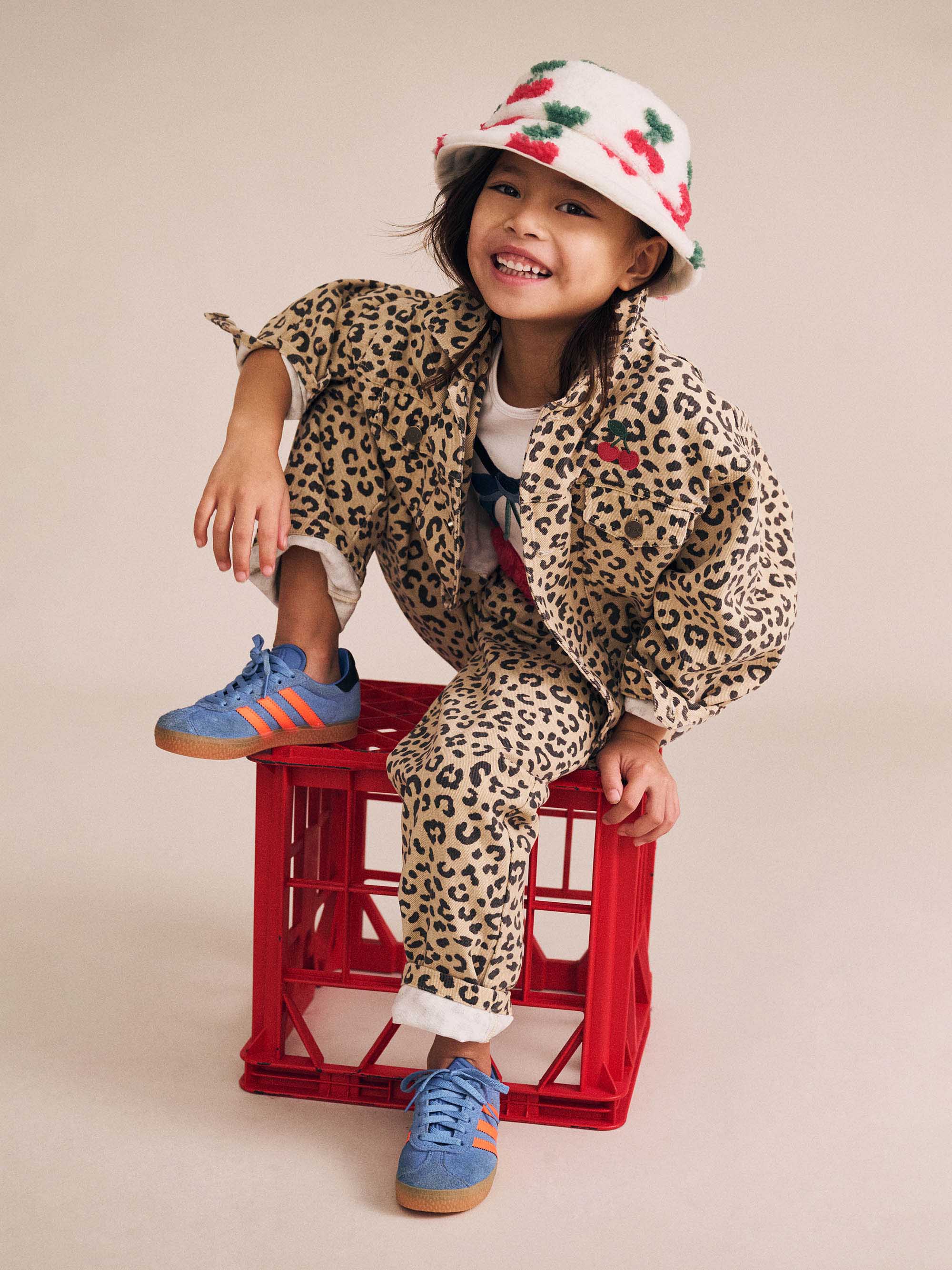 Leopard Print Denim Jeans - Image 5